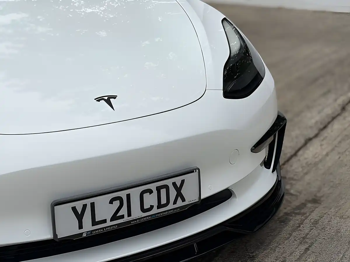 Used 2021 Tesla Model 3 Performance Pearl White - Interior and Exterior details 6