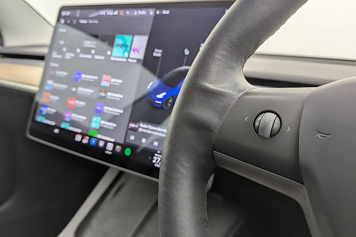 Used 2021 Tesla Model 3 Standard Range Plus Black - Interior and Exterior details 12