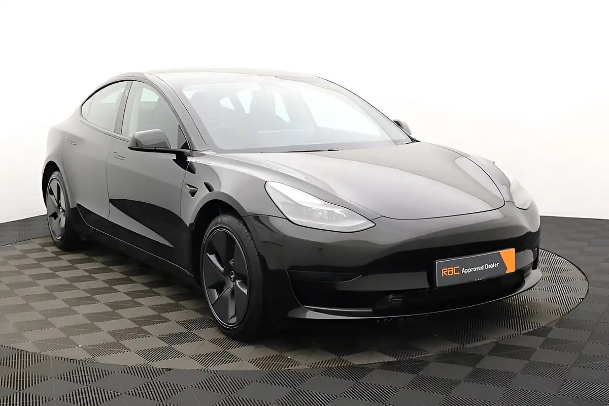 Used 2021 Tesla Model 3 Standard Range Plus Black - Interior and Exterior details 9