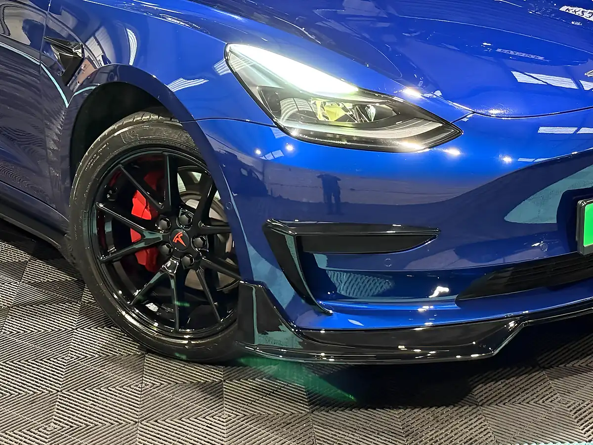 Used 2021 Tesla Model 3 Standard Range Plus Deep Blue - Interior and Exterior details 10