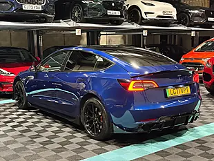Used 2021 Tesla Model 3 Standard Range Plus Deep Blue - Interior and Exterior details 7