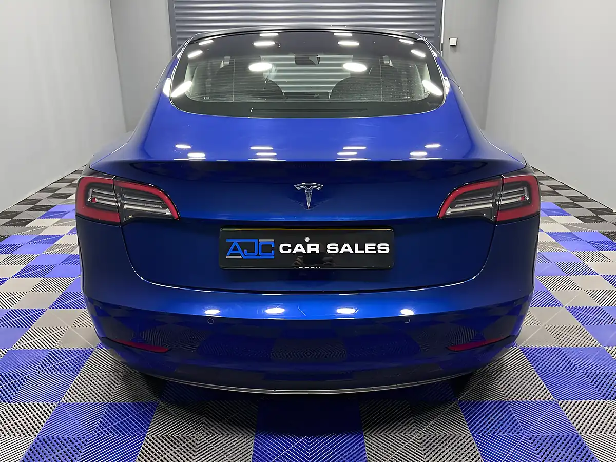 Used 2021 Tesla Model 3 Standard Range Plus Deep Blue - Interior and Exterior details 8