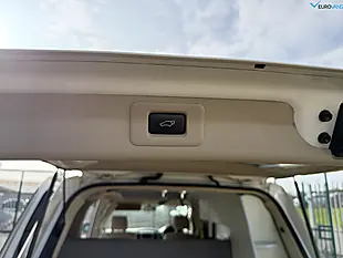 Used 2021 Toyota Alphard Camper White - Interior and Exterior details 10