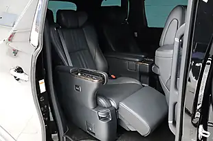 Used 2021 Toyota Alphard Executive Lounge Black/Black - Interior and Exterior details 13