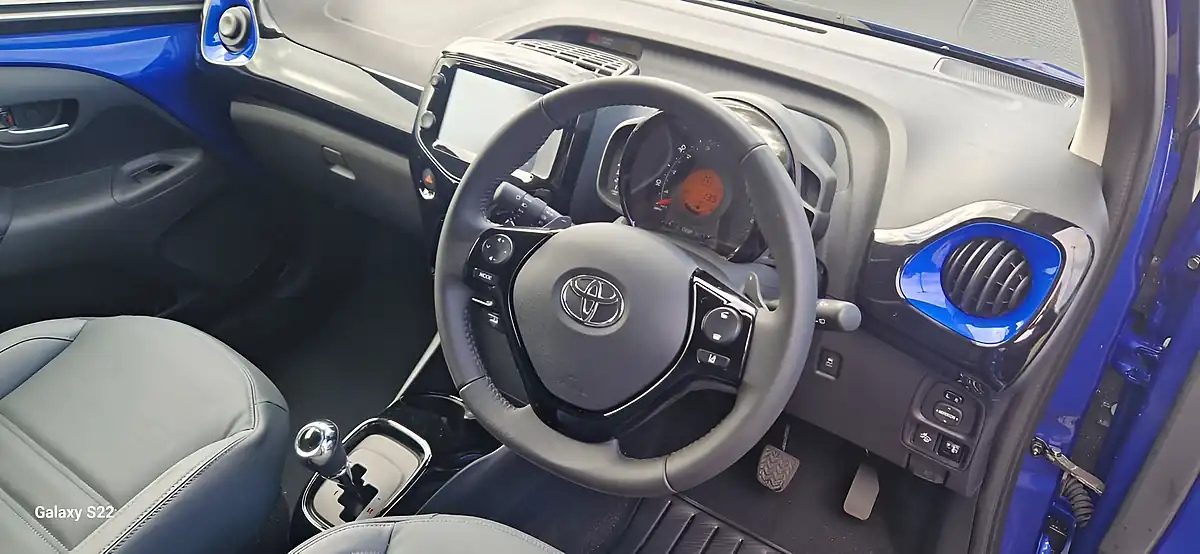 Used 2021 Toyota Aygo X-Clusiv Blue - Interior and Exterior details 12