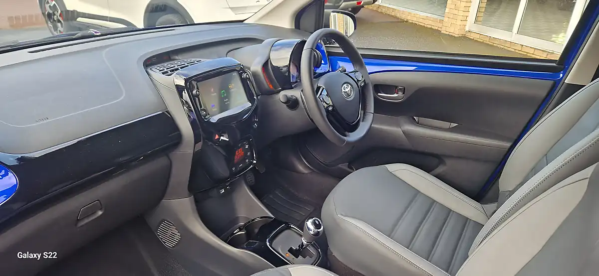 Used 2021 Toyota Aygo X-Clusiv Blue - Interior and Exterior details 16