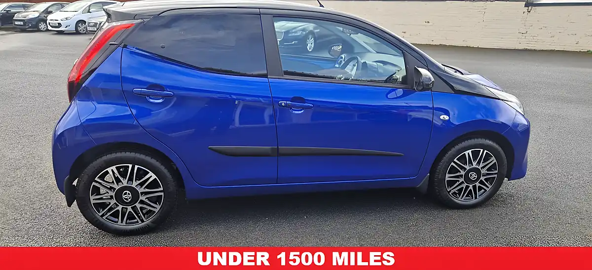 Used 2021 Toyota Aygo X-Clusiv Blue - Interior and Exterior details 2