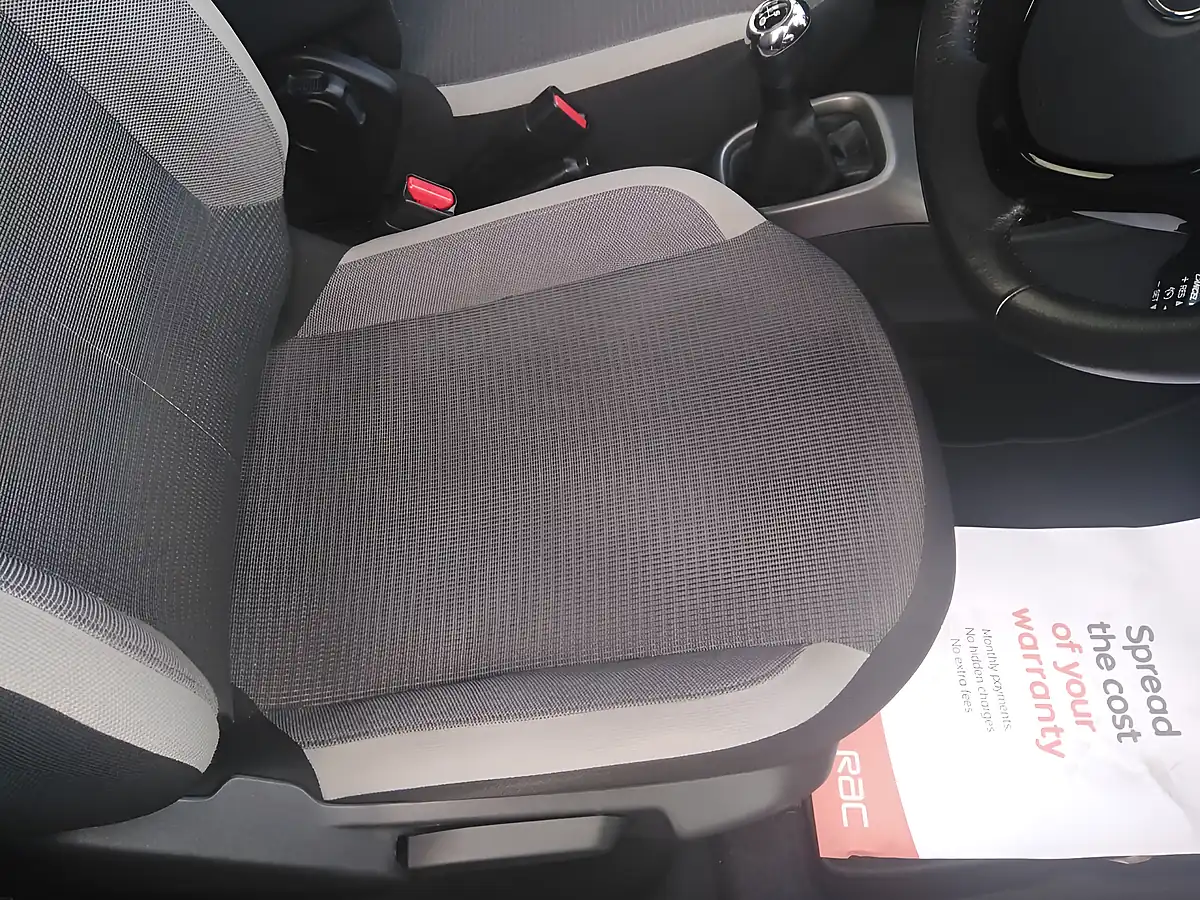 Used 2021 Toyota Aygo X-Play Black - Interior and Exterior details 14