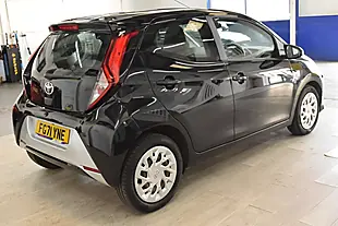 Used 2021 Toyota Aygo X-Play Black - Interior and Exterior details 5