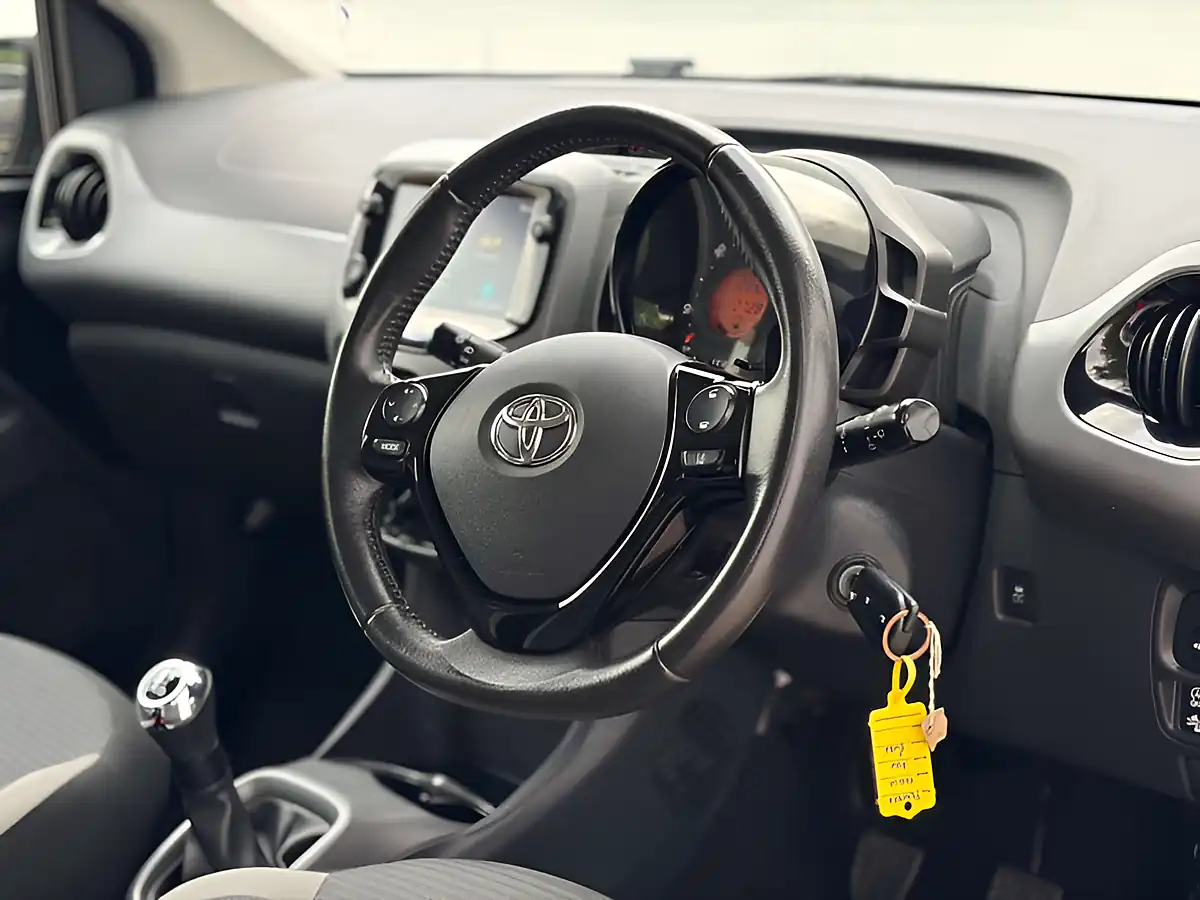 Used 2021 Toyota Aygo X-Play Bold Black - Interior and Exterior details 16