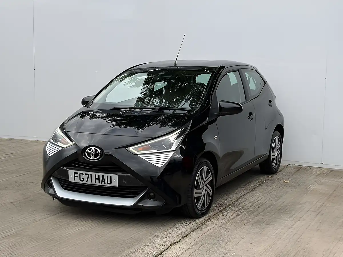 Used 2021 Toyota Aygo X-Play Bold Black - Interior and Exterior details 2