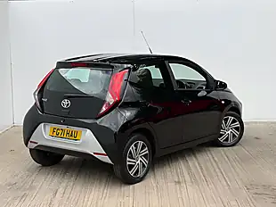 Used 2021 Toyota Aygo X-Play Bold Black - Interior and Exterior details 5