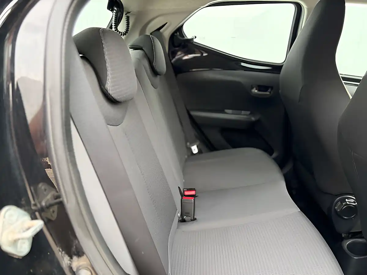 Used 2021 Toyota Aygo X-Play Bold Black - Interior and Exterior details 12