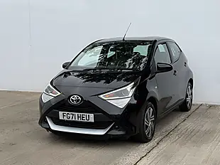Used 2021 Toyota Aygo X-Play Bold Black - Interior and Exterior details 13