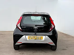 Used 2021 Toyota Aygo X-Play Bold Black - Interior and Exterior details 14