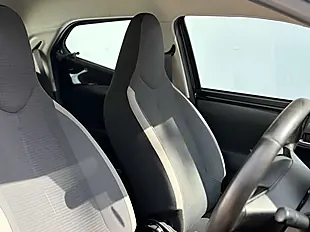 Used 2021 Toyota Aygo X-Play Bold Black - Interior and Exterior details 10