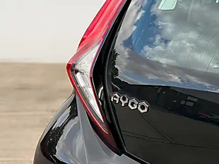 Used 2021 Toyota Aygo X-Play Bold Black - Interior and Exterior details 15