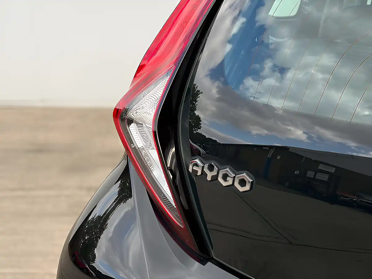 Used 2021 Toyota Aygo X-Play Bold Black - Interior and Exterior details 15