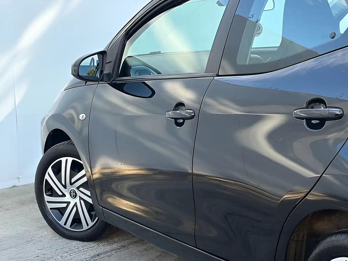 Used 2021 Toyota Aygo X-Play Bold Black - Interior and Exterior details 12