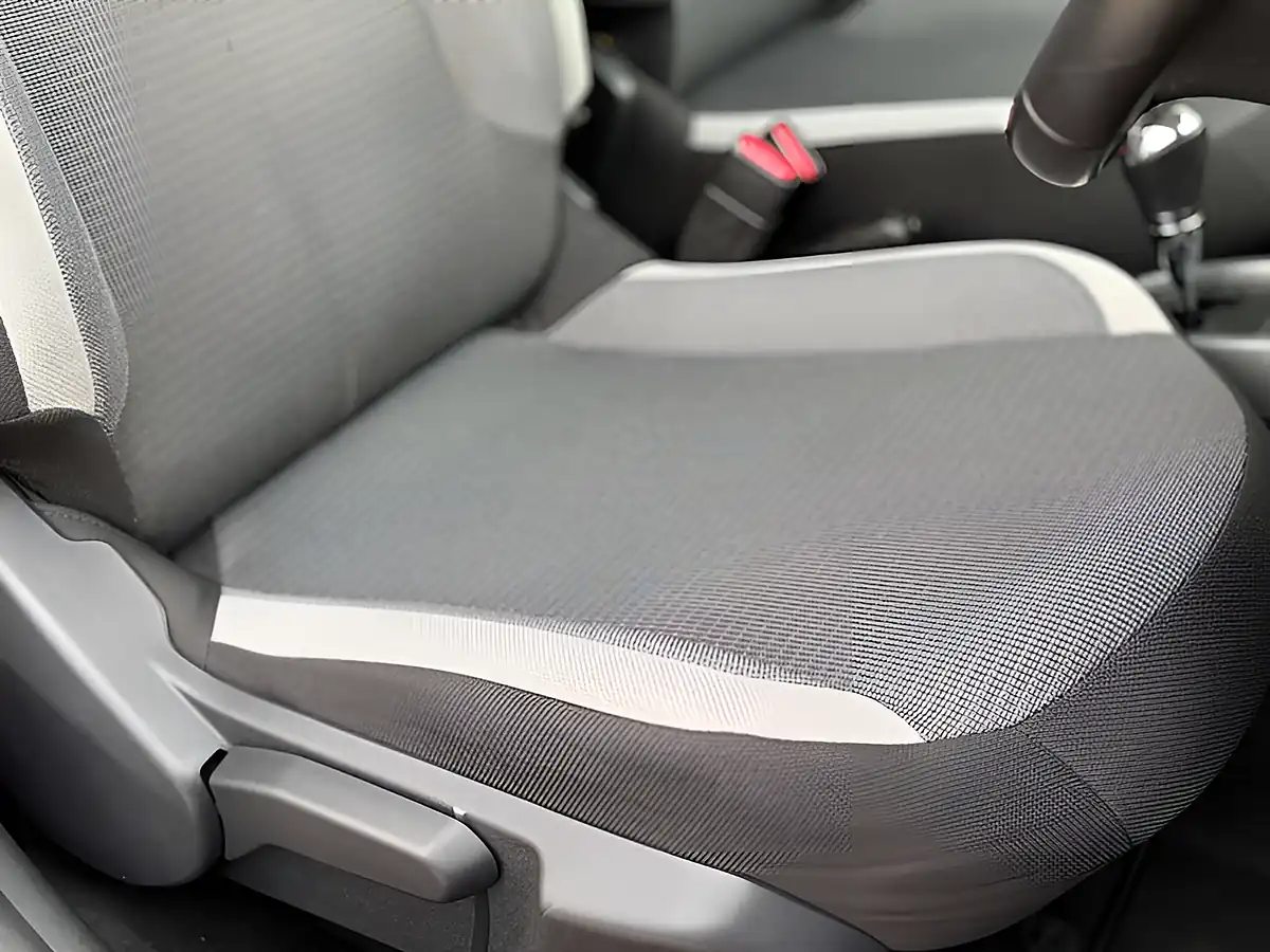 Used 2021 Toyota Aygo X-Play Bold Black - Interior and Exterior details 14