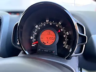 Used 2021 Toyota Aygo X-Play Bold Black - Interior and Exterior details 8