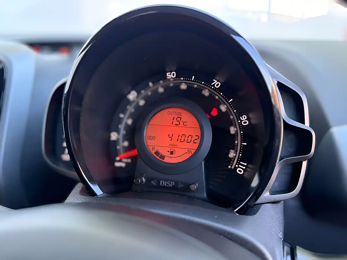 Used 2021 Toyota Aygo X-Play Bold Black - Interior and Exterior details 8