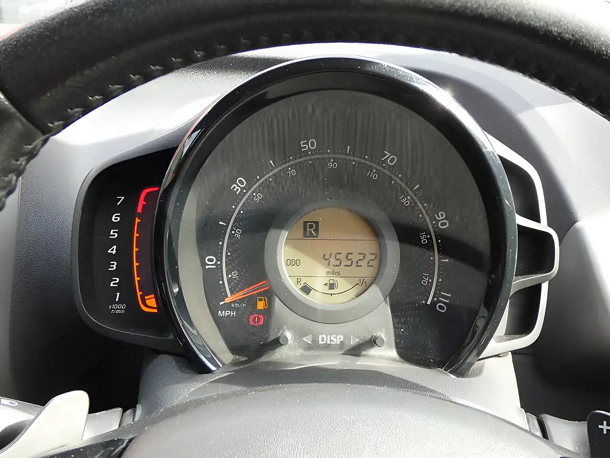 Used 2021 Toyota Aygo X-Play Bold Black Metallic - Interior and Exterior details 13