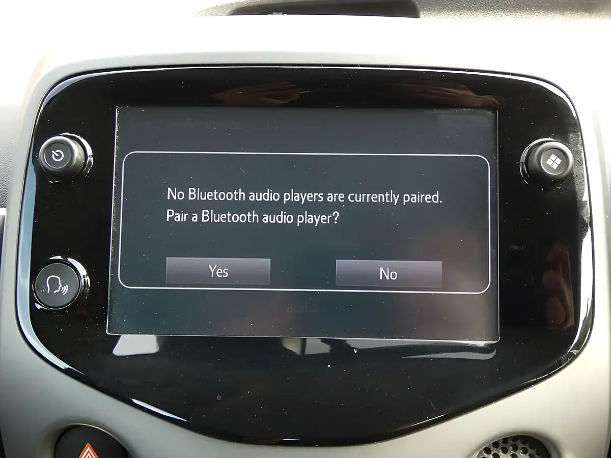 Used 2021 Toyota Aygo X-Play Bold Black Metallic - Interior and Exterior details 14