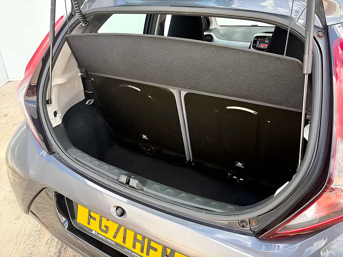 Used 2021 Toyota Aygo X-Play Decuma Grey - Interior and Exterior details 10