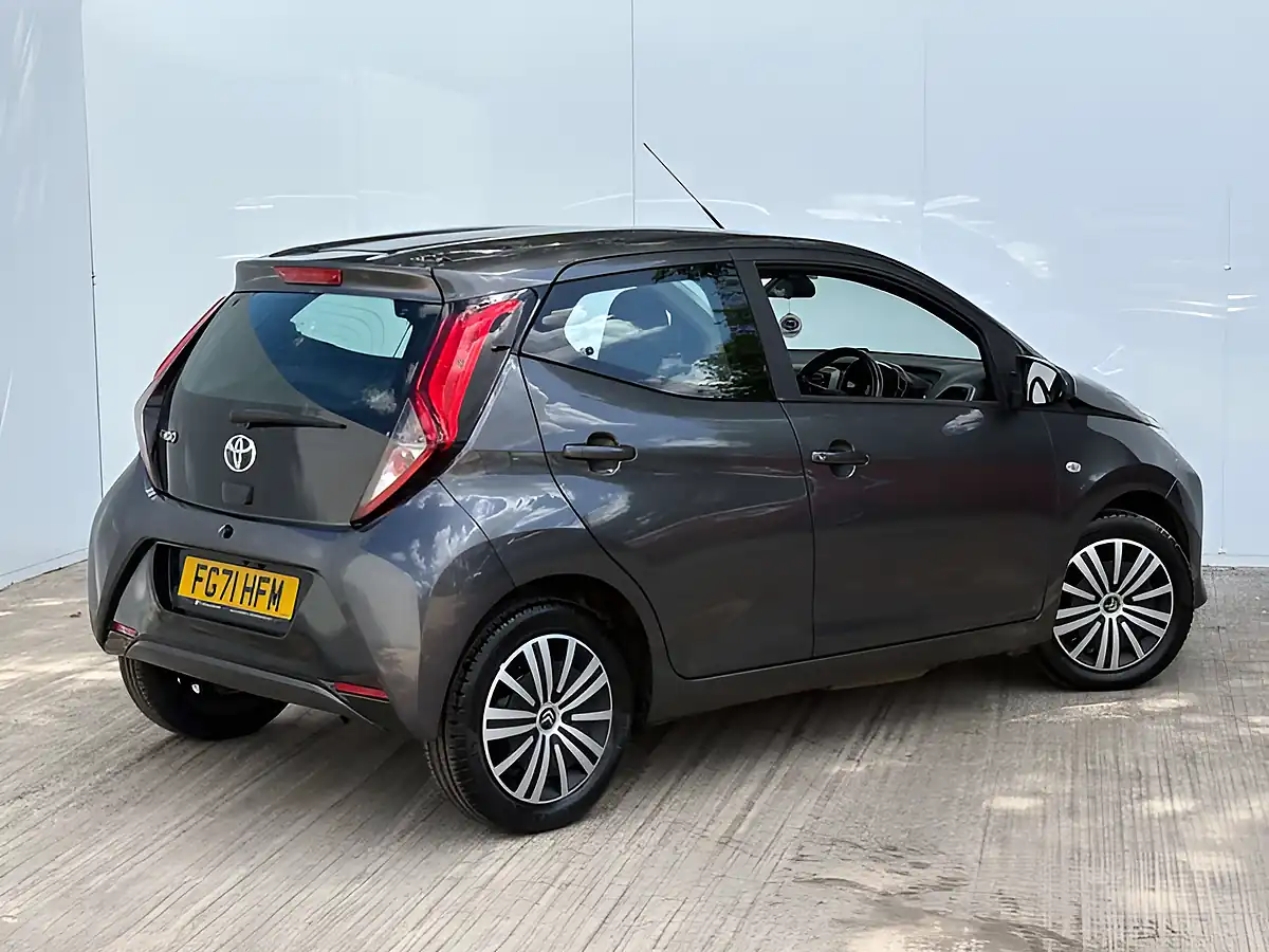 Used 2021 Toyota Aygo X-Play Decuma Grey - Interior and Exterior details 12