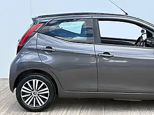 Used 2021 Toyota Aygo X-Play Decuma Grey - Interior and Exterior details 6