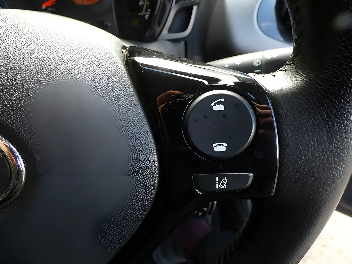 Used 2021 Toyota Aygo X-Play Decuma Grey Metallic - Interior and Exterior details 14