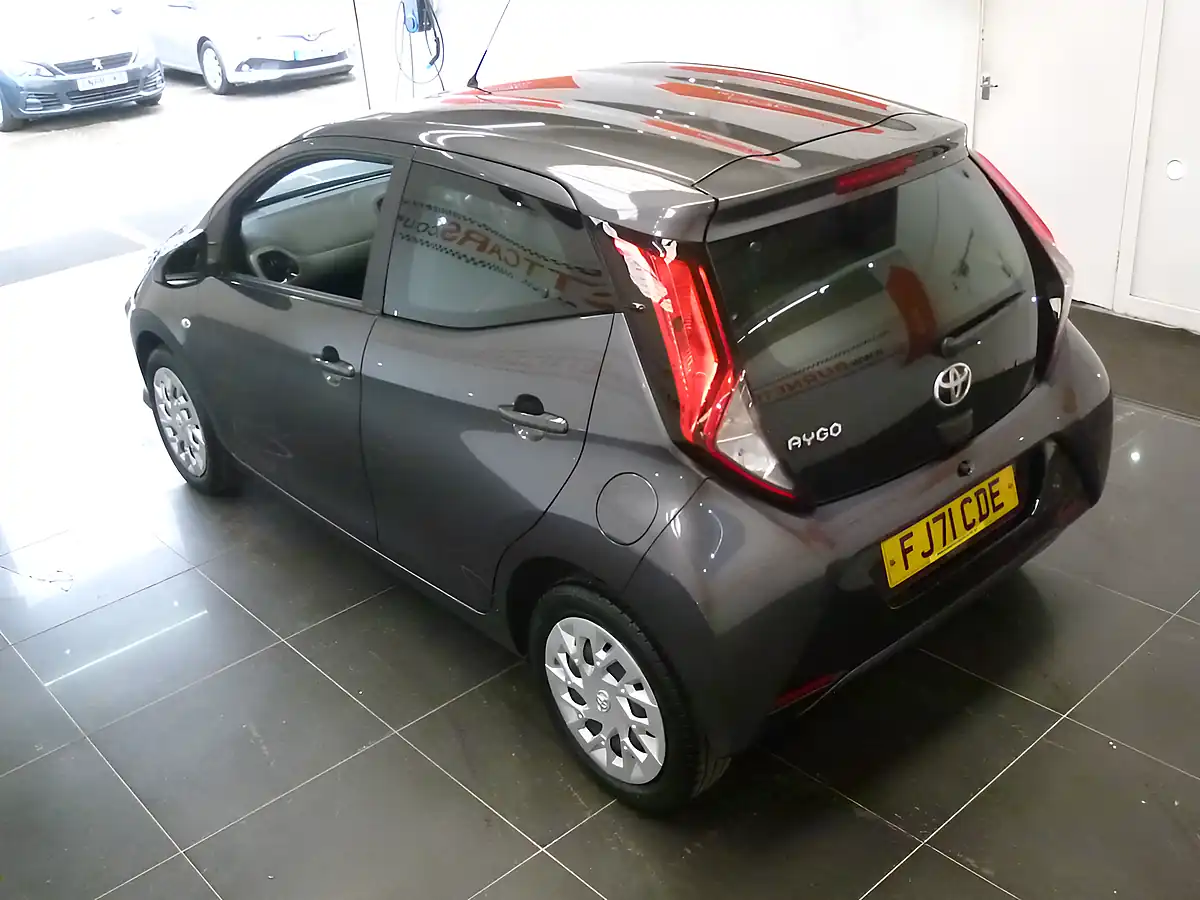 Used 2021 Toyota Aygo X-Play Tss Grey - Interior and Exterior details 19