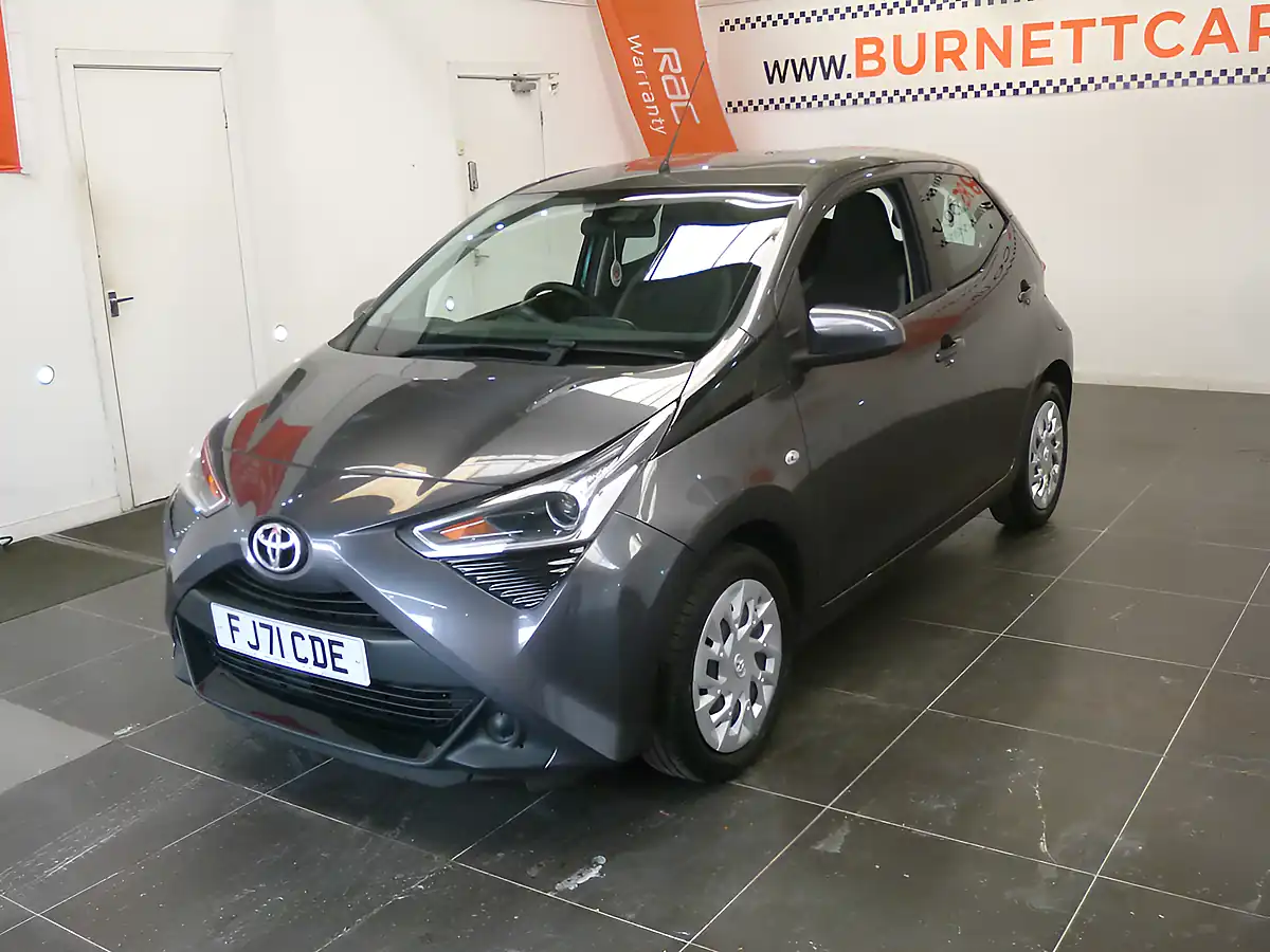 Used 2021 Toyota Aygo X-Play Tss Grey - Interior and Exterior details 5