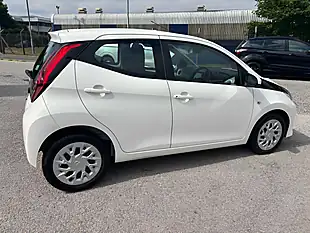 Used 2021 Toyota Aygo X-Play White - Interior and Exterior details 6