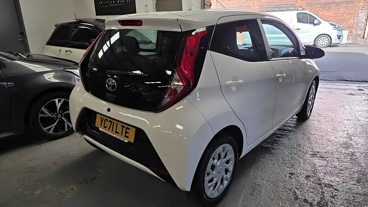 Used 2021 Toyota Aygo X-Play White - Interior and Exterior details 6