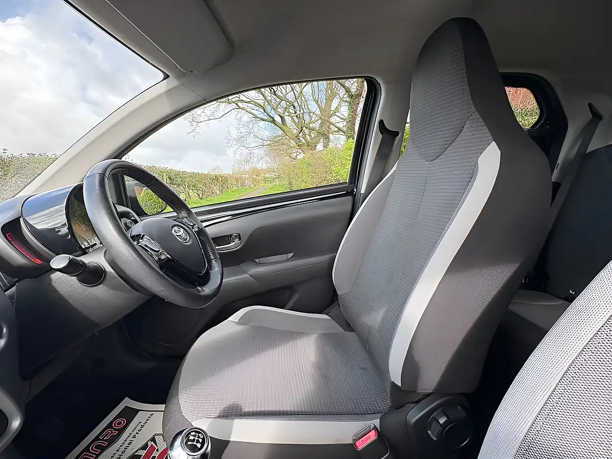 Used 2021 Toyota Aygo X-Trend Black - Interior and Exterior details 14