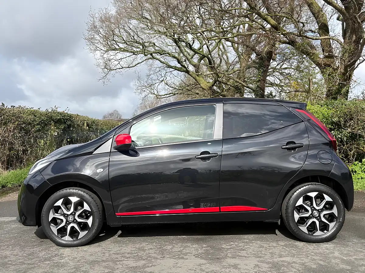 Used 2021 Toyota Aygo X-Trend Black - Interior and Exterior details 4