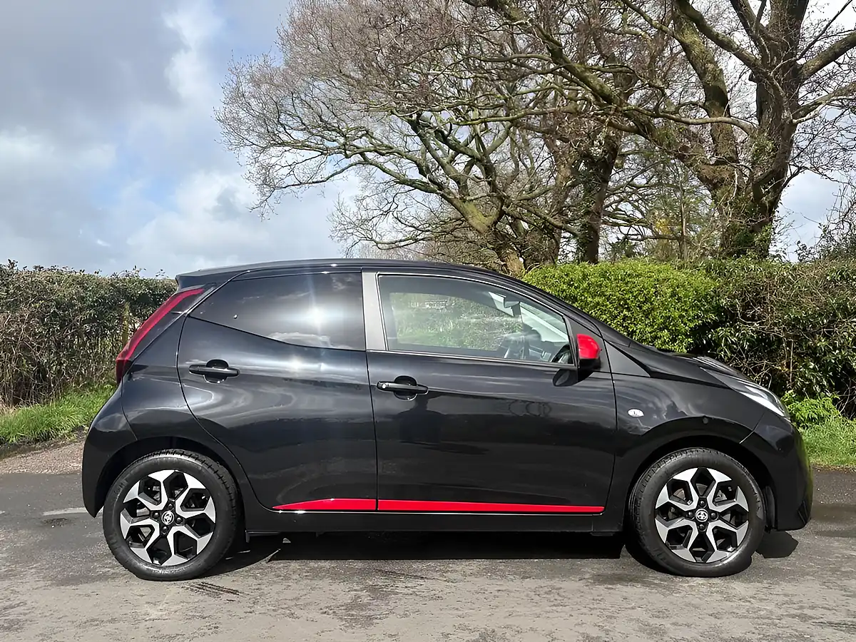 Used 2021 Toyota Aygo X-Trend Black - Interior and Exterior details 5