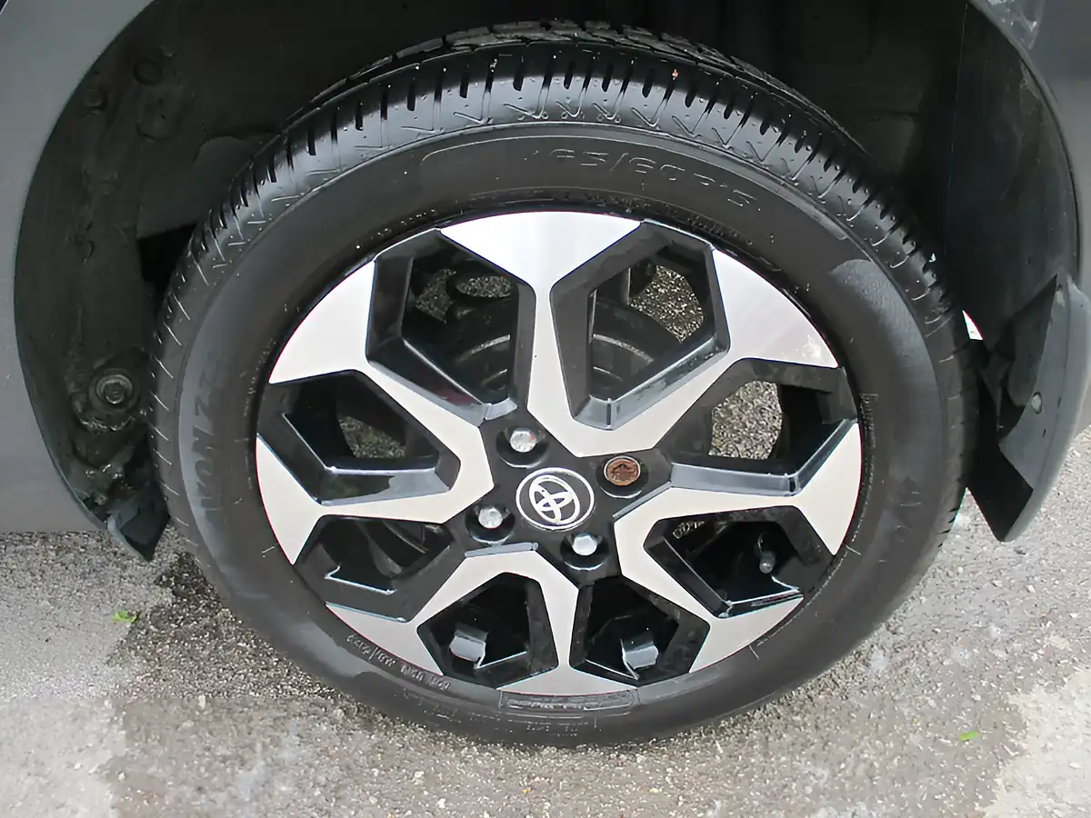 Used 2021 Toyota Aygo X-Trend Grey - Interior and Exterior details 11