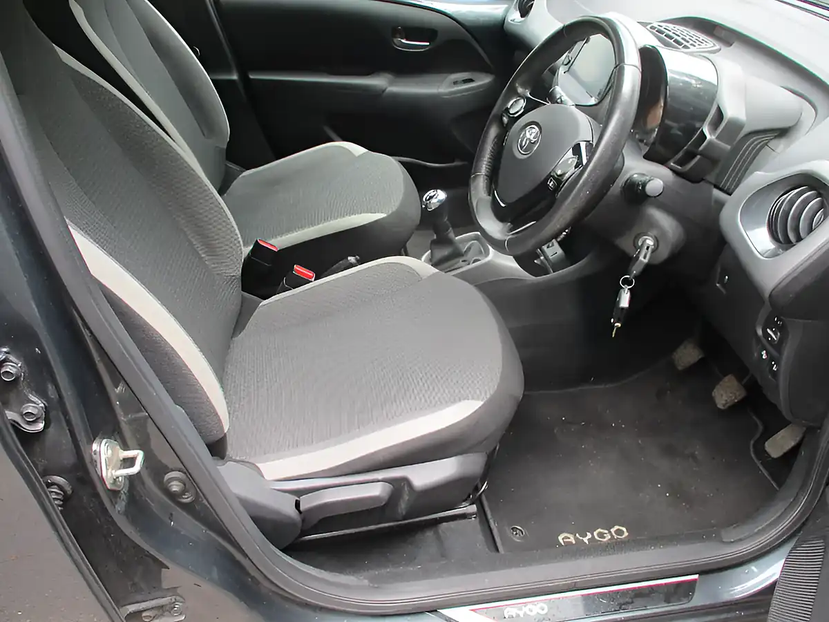 Used 2021 Toyota Aygo X-Trend Grey - Interior and Exterior details 14