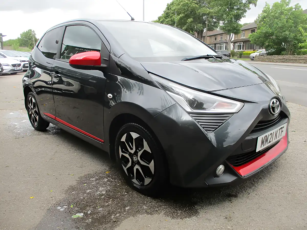 Used 2021 Toyota Aygo X-Trend Grey - Interior and Exterior details 3