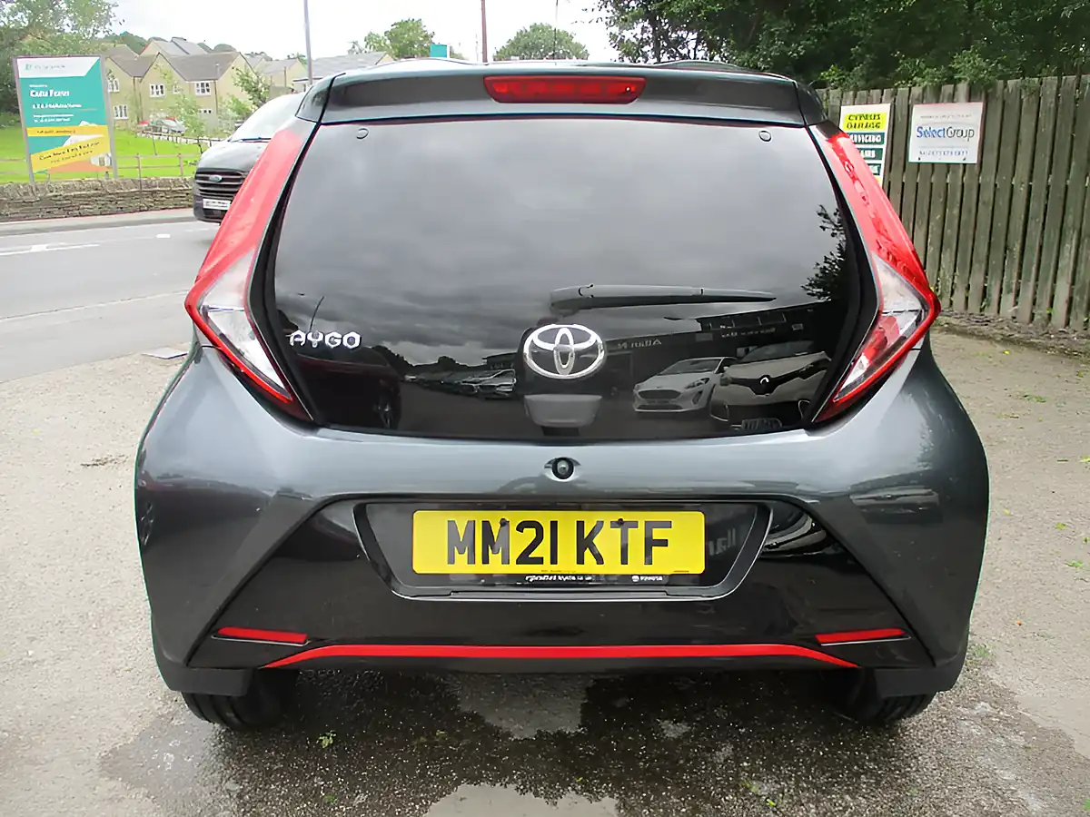 Used 2021 Toyota Aygo X-Trend Grey - Interior and Exterior details 6