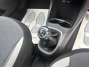 Used 2021 Toyota Aygo X-Trend Red - Interior and Exterior details 19