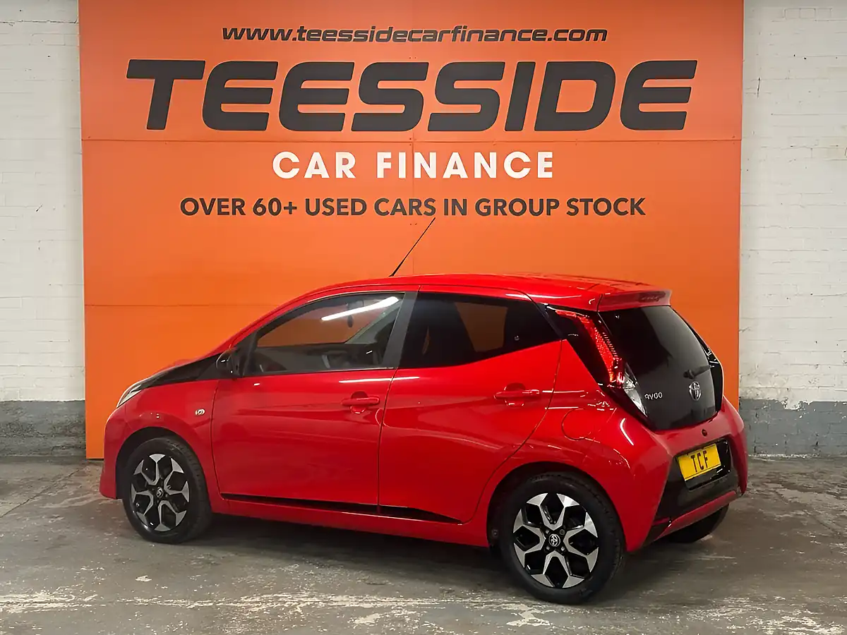 Used 2021 Toyota Aygo X-Trend Red - Interior and Exterior details 7