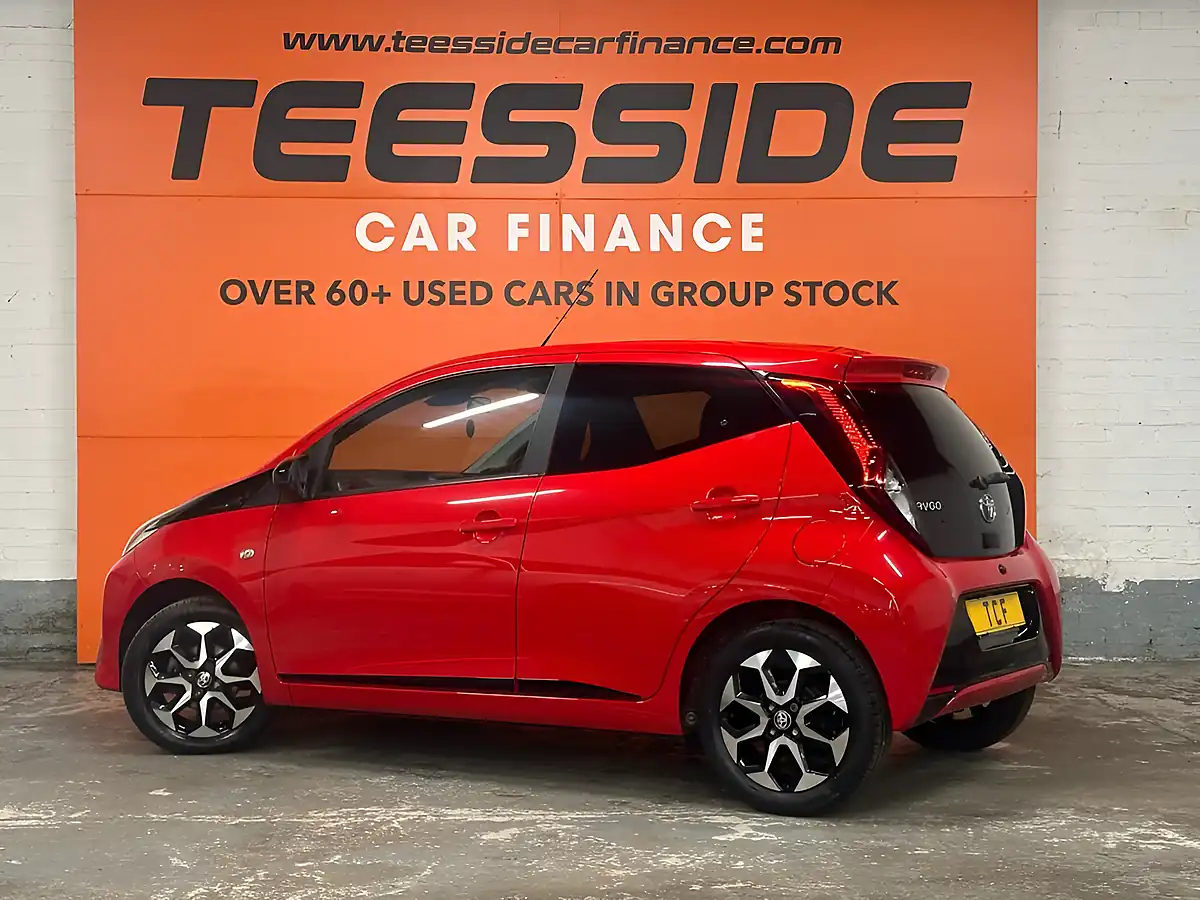 Used 2021 Toyota Aygo X-Trend Red - Interior and Exterior details 8