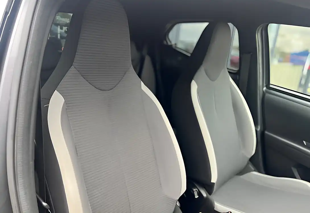 Used 2021 Toyota Aygo X-Trend Tss Magnetic Grey - Interior and Exterior details 14