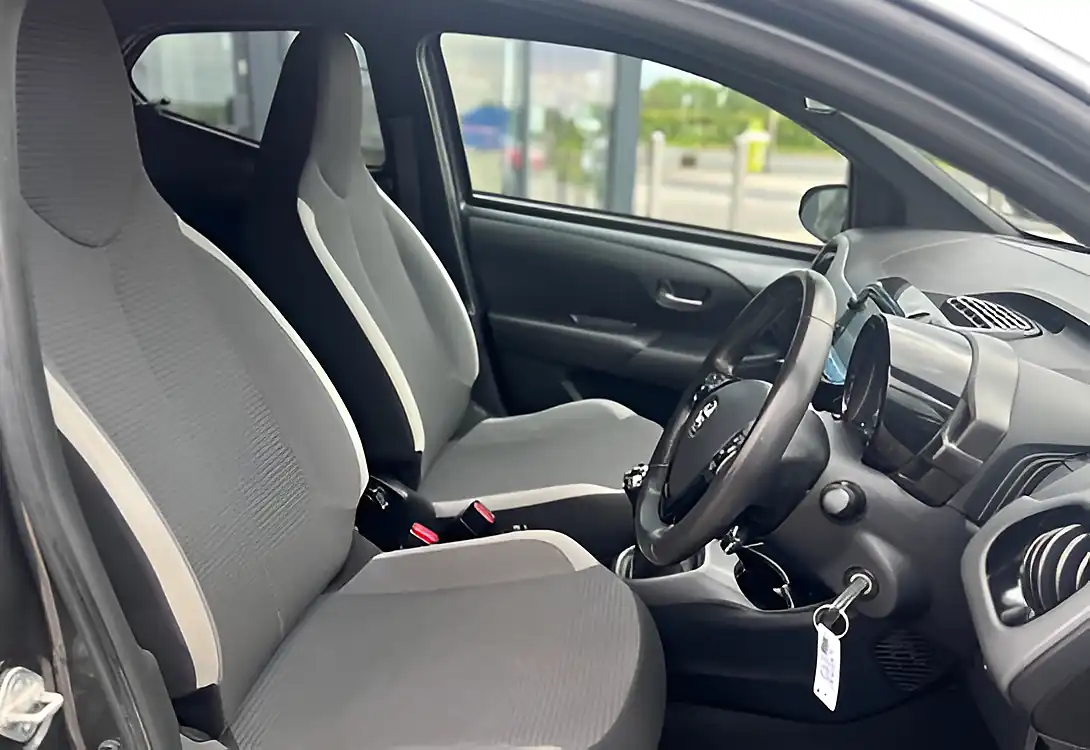 Used 2021 Toyota Aygo X-Trend Tss Magnetic Grey - Interior and Exterior details 15
