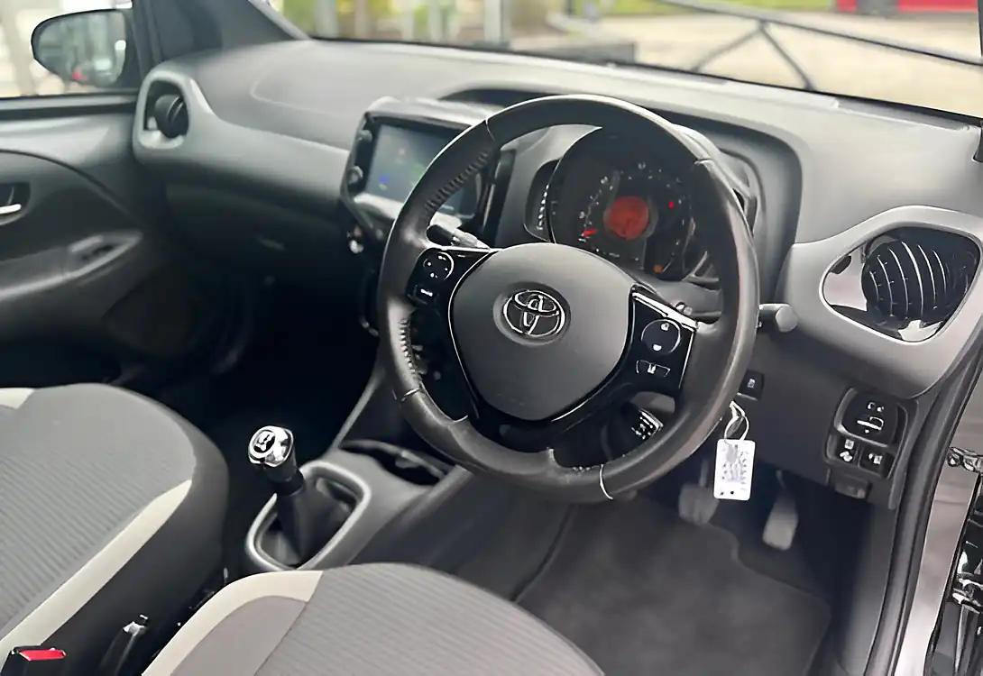 Used 2021 Toyota Aygo X-Trend Tss Magnetic Grey - Interior and Exterior details 16
