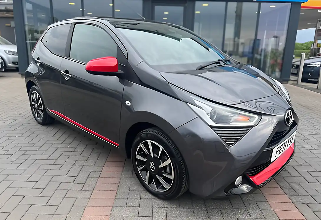 Used 2021 Toyota Aygo X-Trend Tss Magnetic Grey - Interior and Exterior details 4